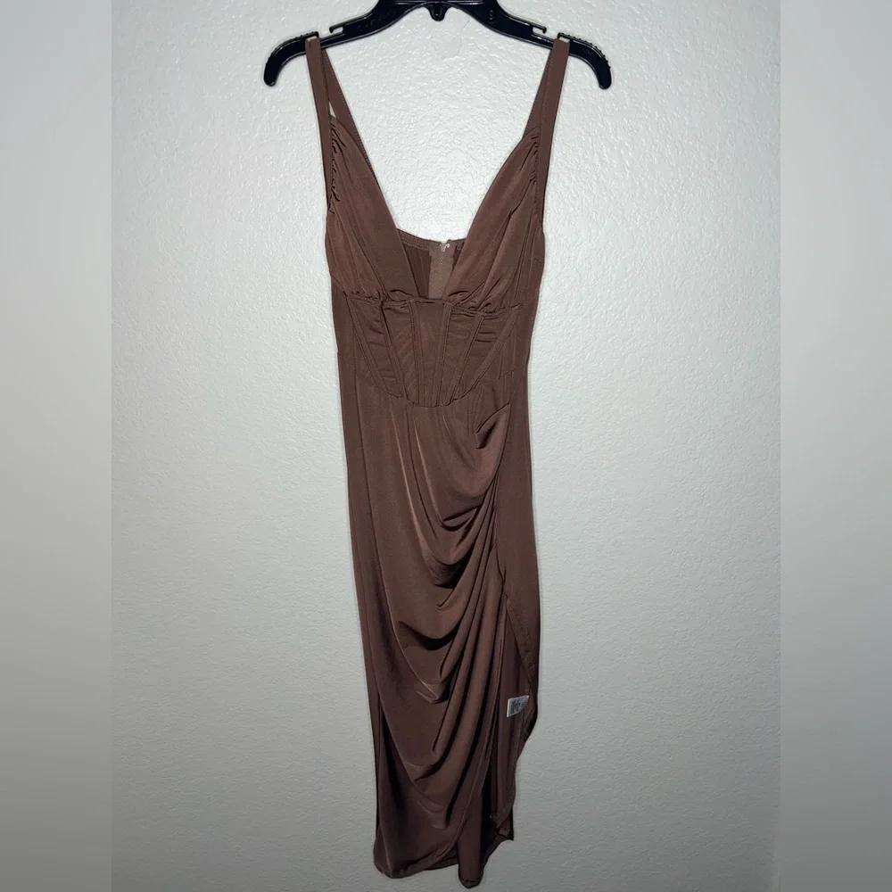 Fashion Nova Jennie Midi Dress - Picture 3 of 6